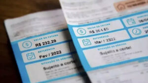 Contas de luz permanecem com bandeira tarifária vermelha em julho