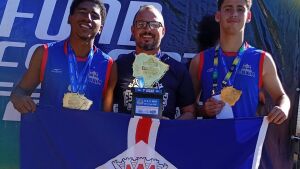Coxim conquista ouro na Série Prata do Vôlei de Praia no JOJUMS 2025