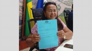 Projeto de Lei da vereadora Lucia da AAVC aprovado pela Câmara autoriza que receitas de consultas particulares sejam aceitas para medicamentos do SUS