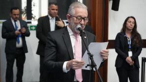 Projeto de Antonio Vaz leva Banco Vermelho às ruas para reforçar combate à violência contra a mulher