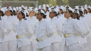 Mais de 1 milhão de homens e mulheres se alistam para o Serviço Militar