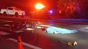 Motociclista morre ao colidir com caminhão na BR-163 em Coxim
