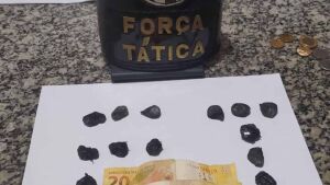 Polícia Militar em Coxim prende dois por tráfico de drogas e desarticula 