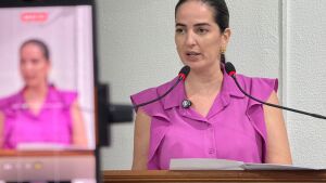 Vereadora Adriana Nabhan apresenta Indicação para criação de valor específico à manutenção da frota da Saúde em Coxim 