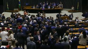 Câmara aprova com votação unânime projeto que amplia faixa de isenção do IR para R$ 5 mil