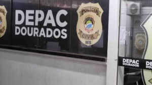 Homem é preso após mostrar órgão genital para mulher em MS
