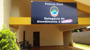 Idoso é preso por quebrar fêmur da companheira de 64 anos em MS

