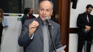 Mochi apresenta relatório sobre falhas no serviço de emergência 190 e 193 em Mato Grosso do Sul