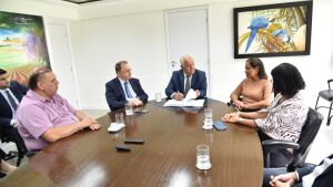 TCE-MS firma acordo com TJMS e Assomasul para fortalecimento das políticas públicas de proteção à mulher