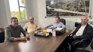 Governador Eduardo Riedel cumpre agenda em Coxim, Sonora e Pedro Gomes nesta sexta-feira com entrega de obras estruturantes e lançamento do CER