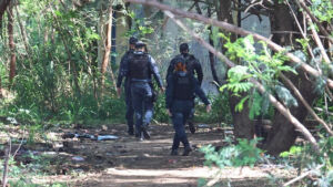 Corpo em decomposição é encontrado enterrado em cova rasa em MS