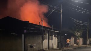 Mulher, mãe e filho de 14 anos são assassinados e achados carbonizados em MS 