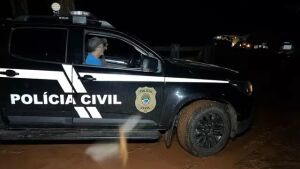 Adolescente de 14 anos mata pai com facada no pescoço após discussão em Coxim 