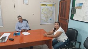 Vereadora Lúcia da AAVC reforça compromisso com a infraestrutura durante visita à Secretaria de Obras de Coxim