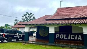 Padrasto é indiciado por estupro de vulnerável após engravidar adolescente de 12 anos