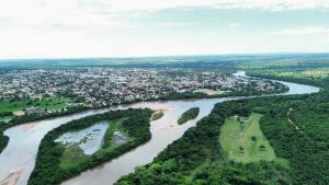 Buscas continuam no rio Taquari após desaparecimento de homem em Coxim; bombeiros reforçam alerta sobre cuidados em áreas ribeirinhas