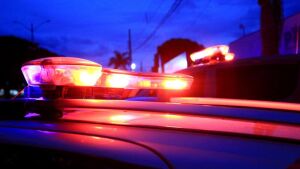 Polícia Militar prende homem por roubo com violência em comércio de Coxim