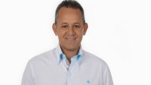 Viúva do radialista Sidney Assis se manifesta pela primeira vez após o seu falecimento 