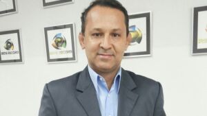 Coxim Precisa Saber: silencia a voz de Sidney Assis, mas ecoa eternamente o seu legado