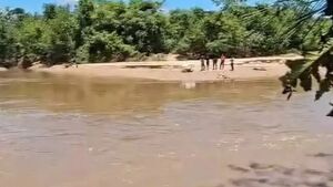 Corpo de rapaz é encontrado às margens do Rio Coxim após ser levado por correnteza