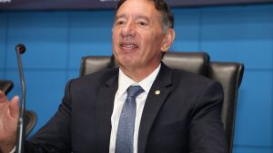 Gerson Claro lidera ranking dos parlamentares mais bem avaliados em MS