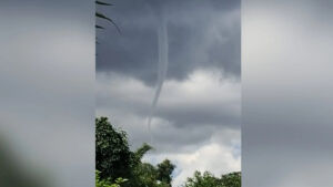 Nuvem rara reaparece no céu de São Gabriel do Oeste