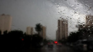 Calorão e chuvas intensas marcam fim de semana em MS