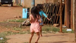 Vale creche de R$ 600 para mães que trabalham está com cadastro aberto em MS