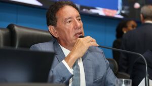 Gerson Claro solicita construção de ponte de concreto sobre o Rio Indaiazão em Cassilândia