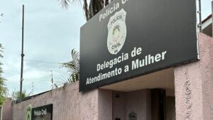 Menino de 13 anos é apreendido por estupro de idosa de 92 anos