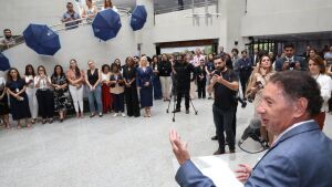 Gerson participa de homenagem às mães na ALEMS e destaca união familiar como legado