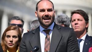 STF condena Eduardo Bolsonaro a inelegibilidade e a 4 anos de prisão
