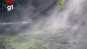 Rio de águas cristalinas parece 'soltar fumaça' em dia de frio com 10°C em MS