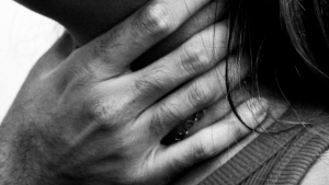 Estagiário nota ferimentos e consegue ajuda para mulher agredida pelo marido há 16 anos em MS