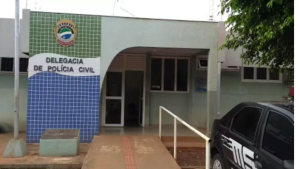 Grupo de 7 encapuzados se passa por policiais, invade casa, rende mulher e executa jovem a tiros em MS