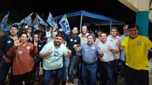 Grande mobilização reúne lideranças e centenas de pessoas em apoio à reeleição de Dagoberto Nogueira em Coxim