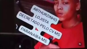 Jurado de morte, jovem é assassinado com tiro na cabeça dentro de casa
