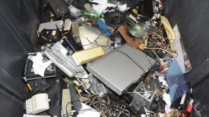 Celular velho na gaveta? Correios passam a receber eletrônicos de graça