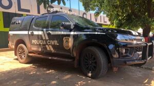 Ao chegar em casa, homem encontra esposa e mãe mortas em incêndio; polícia investiga