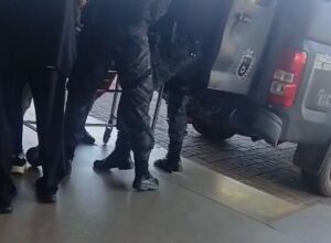 Em Coxim, homem morre em troca de tiros e a&ccedil;&atilde;o do Choque exp&otilde;e guerra entre fac&ccedil;&otilde;es