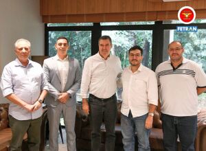 Ap&oacute;s reuni&atilde;o com o Governador do Estado, SINDETRAN/MS encerra movimento grevista