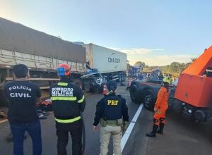 Irm&atilde;o e cunhada de ex-prefeito de Sonora est&atilde;o entre v&iacute;timas de grave engavetamento na BR-163 em Coxim 