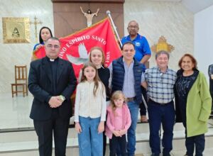 Festa do Divino Esp&iacute;rito Santo de Coxim em Campo Grande re&uacute;ne f&eacute;, tradi&ccedil;&atilde;o e centenas de devotos