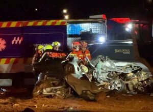 Colis&atilde;o com caminh&atilde;o mata duas pessoas na BR-163 em MS 