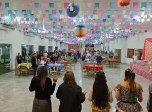 Loja Ma&ccedil;&ocirc;nica Ac&aacute;cia de Coxim realiza festa junina de S&atilde;o Jo&atilde;o 