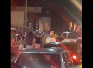 Adolescente pega arma do pai e mata homem durante carreata pol&iacute;tica em MS