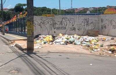 Recém-nascida é encontrada ao lado de contêiner de lixo no bairro de Mussurunga, em Salvador  