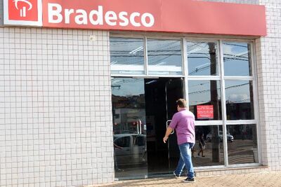 Bradesco possui 17 denúncias por descumprimento de leis 