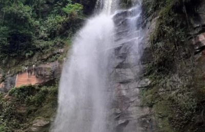 Cachoeira Los Pagos, onde turista sumiu durante trilha.