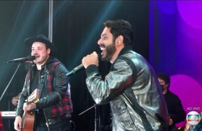 Israel e Rodolffo cantaram a música 'Batom de cereja' na final do 'BBB21'